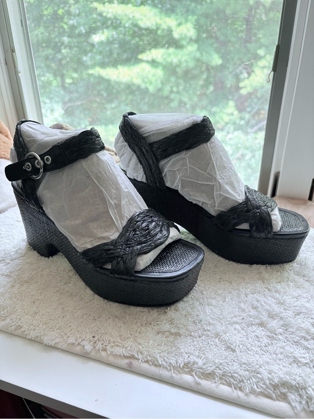 Bandolino Black Braided Platform Sandals